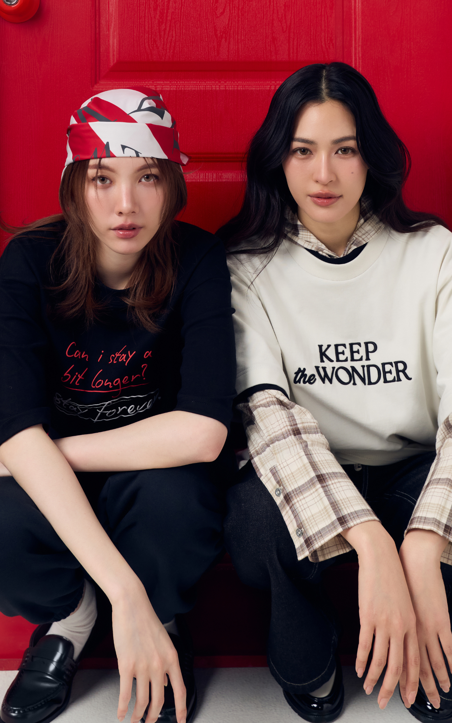 トップス KEEP THE WONDER : BLACK SWEATER & SCARF Keep The Wonder – AlwaysWonder
