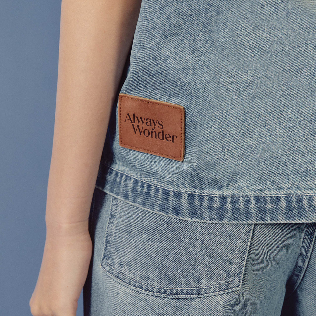 Ease Light-form Denim Shirt | Washed Sky Blue