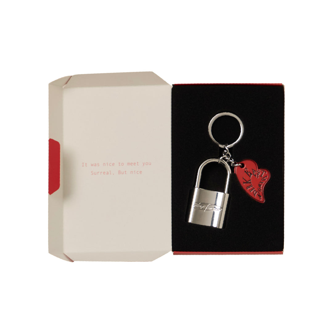 (Pre-order) Unlock the heart keychain | Frosted silver with red love
