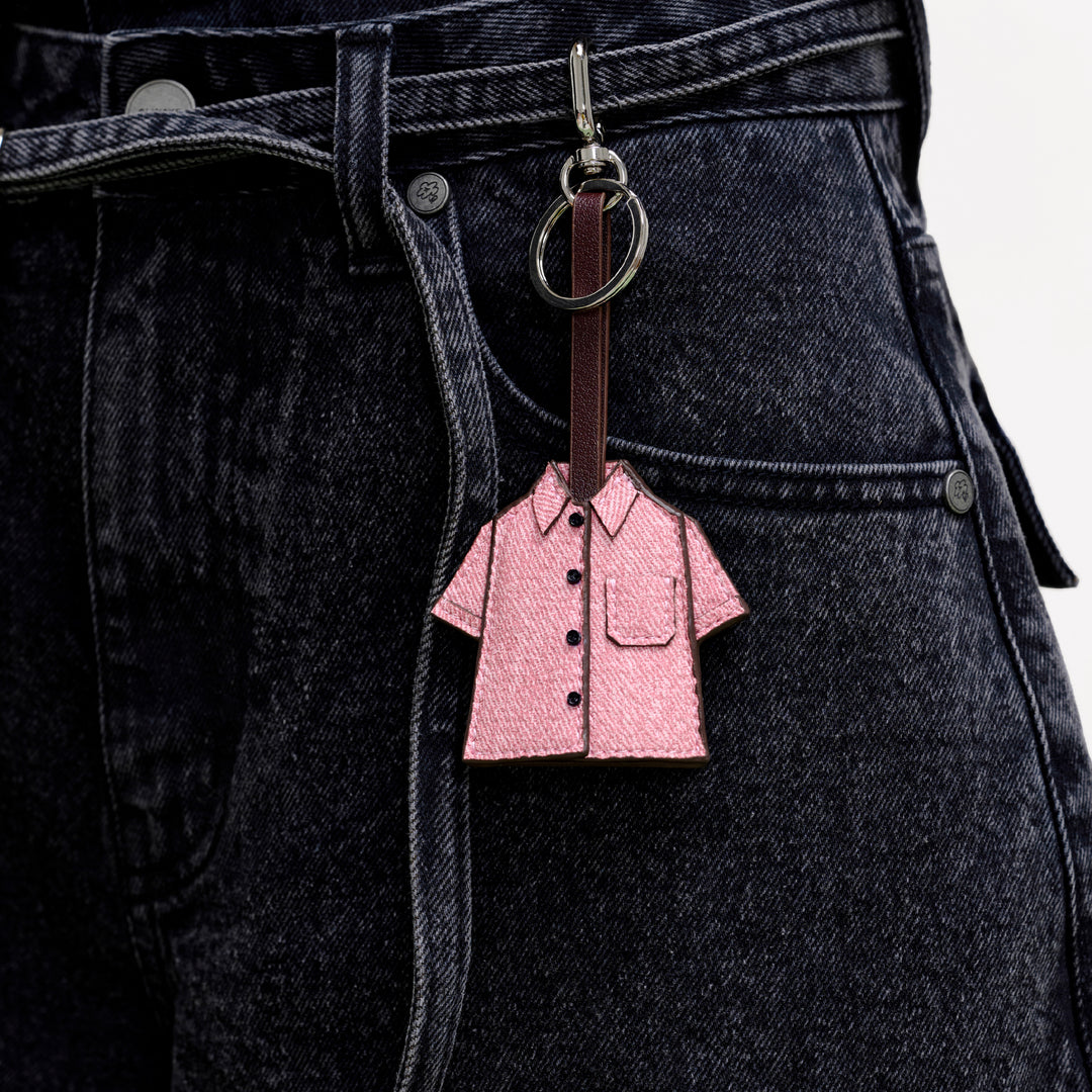 (Pre-order) Pink Berry Shirt Keychain | Lemonade Pink