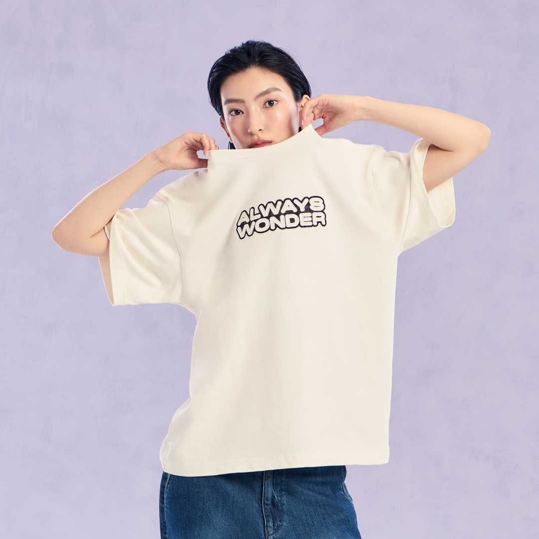 The Wonder Mark Oversized Tee | Cosmic Latte