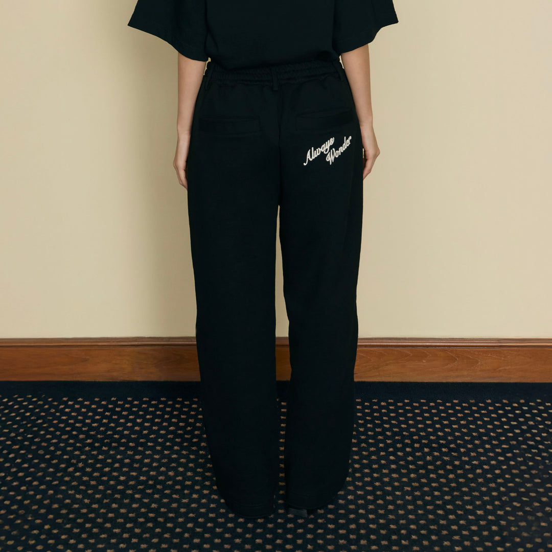 ( Pre-order )  Leisurely Sweat Pants | Charcoal