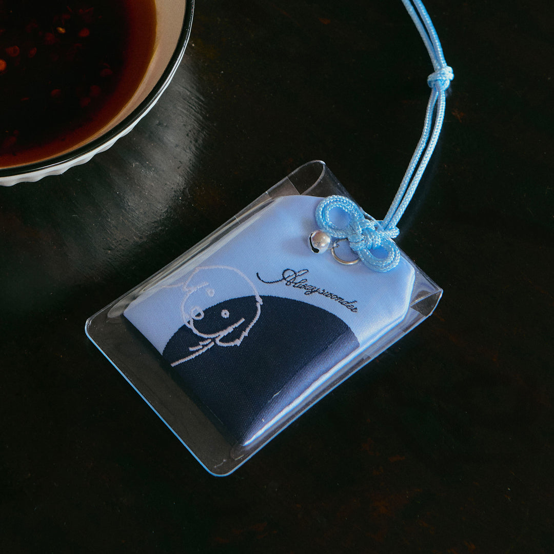 00K Lucky Charm | Blue Ink