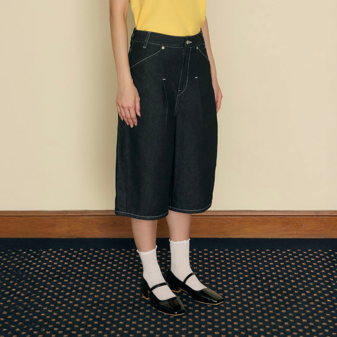 Between Moments Denim Capri | Charcoal