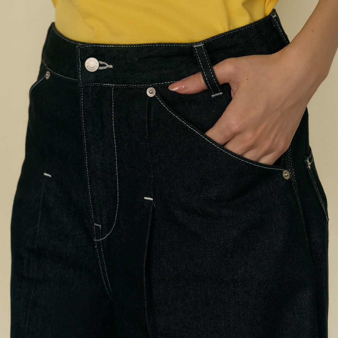 Between Moments Denim Capri | Charcoal